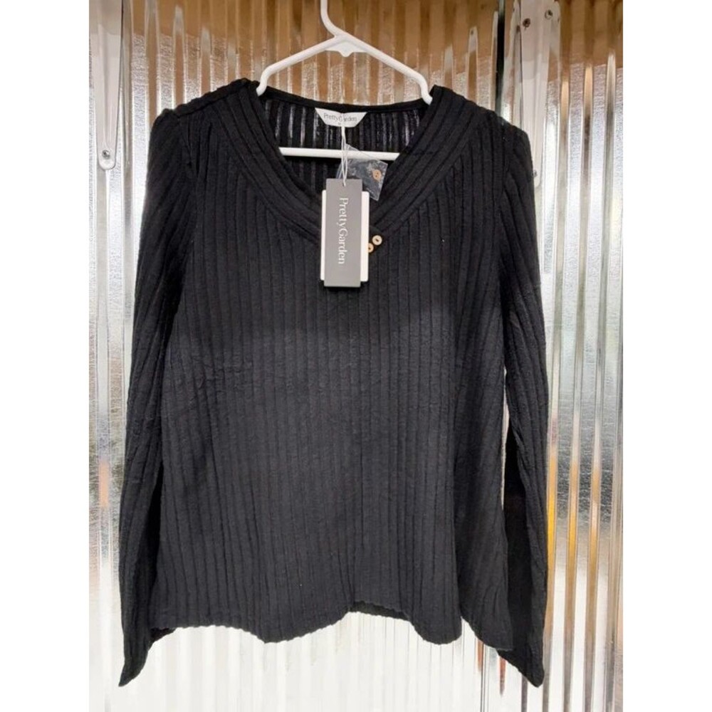 Women’s Medium Black Ribbed Long Sleeve V Neck Top NWT